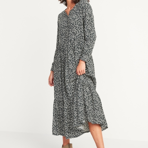 Old Navy Dresses & Skirts - BNWT ❤️Host Pick❤️ Old Navy Dress
